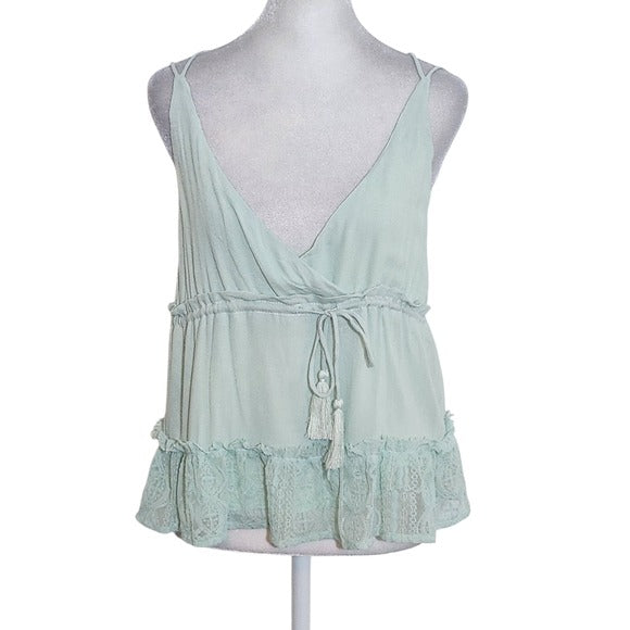 Honey Punch Mint Green Sleeveless Lace Trim Crop Top NWT Sz Small Green Boho Top