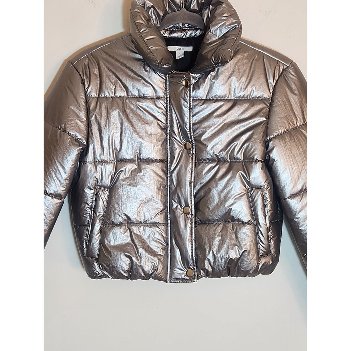 Bar III Metallic Silver Cropped Puffer Jacket Size Small Flaw