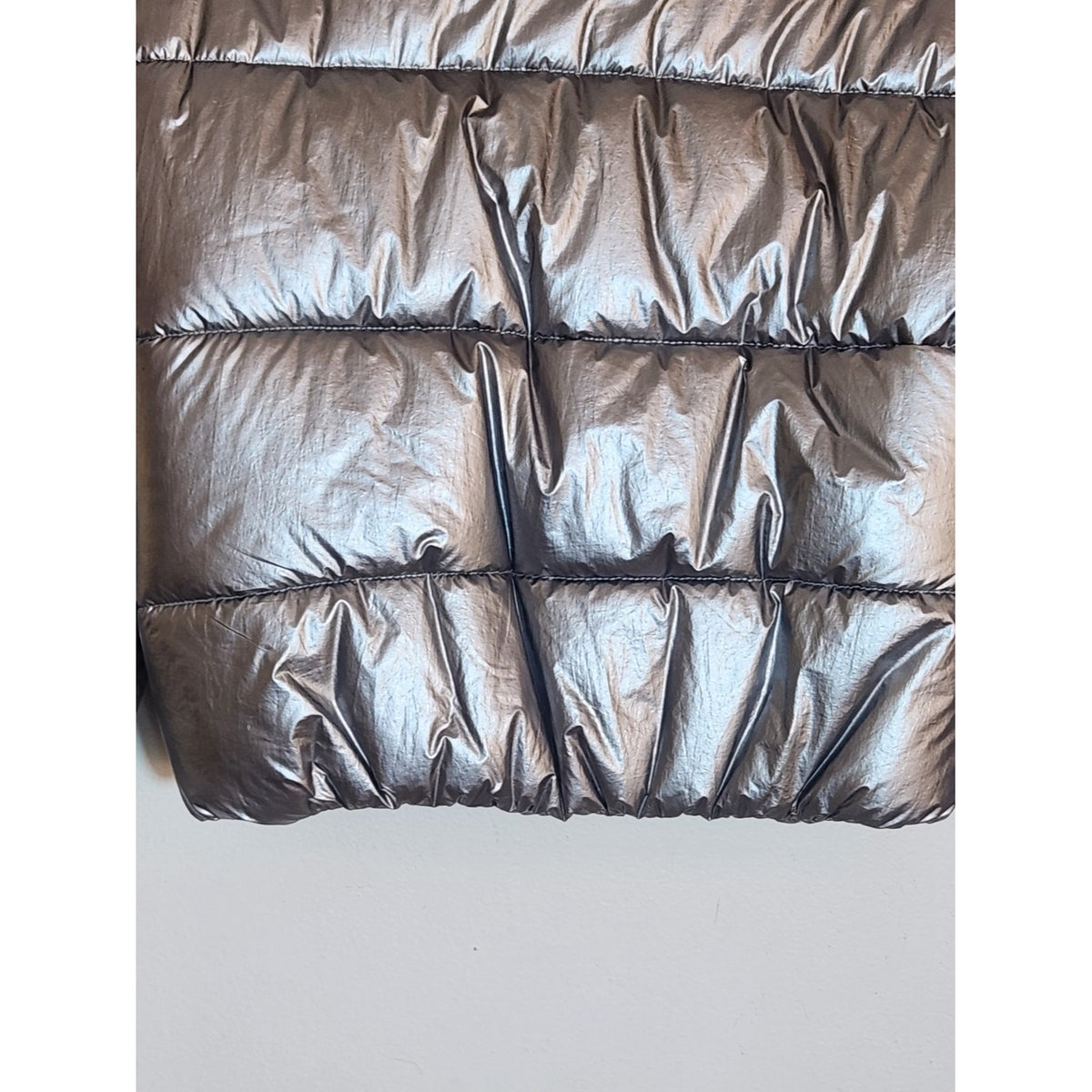 Bar III Metallic Silver Cropped Puffer Jacket Size Small Flaw