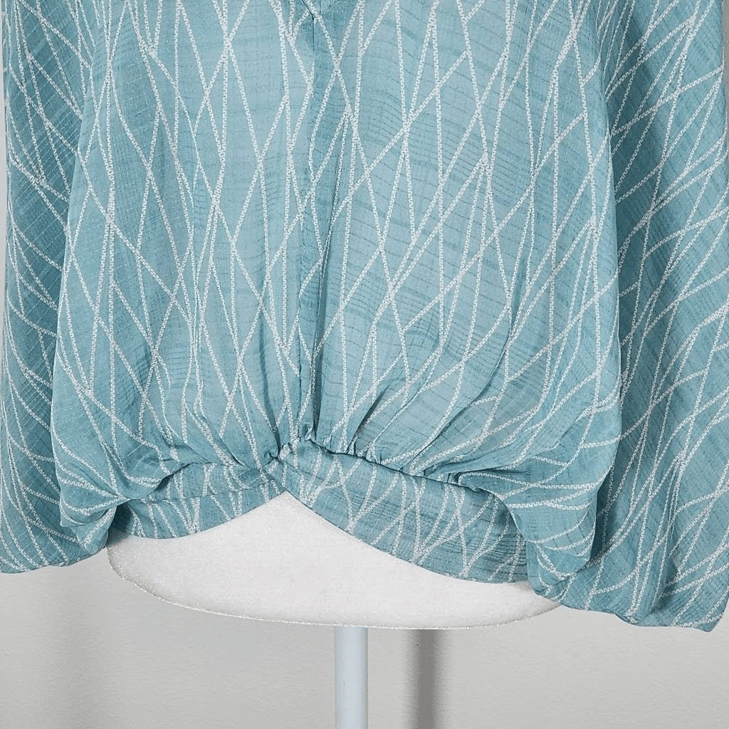 Elizabeth Crosby Blue Dolman Sleeve Blouse Size Small Poncho Style Top