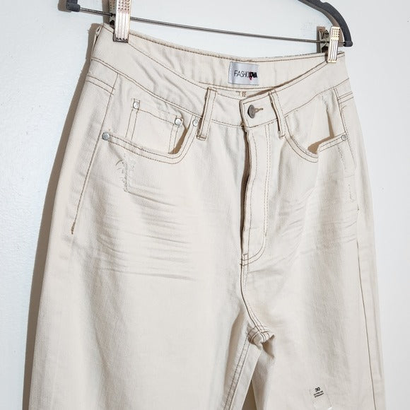 Fashion Nova High-Rise Cream Distressed Denim Size 30 NWOT