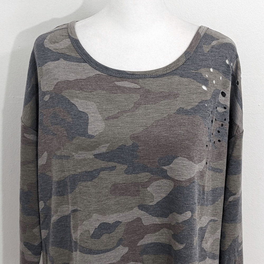 Harmony Balance Camo T-Shirt NWT Size Small Yoga Camo Top