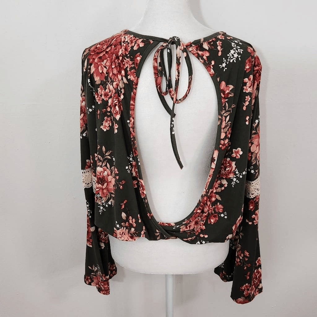 Charlotte Russe Pink and Green Floral Top NWT Size Large Green Wrap Look Top