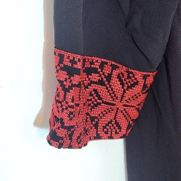 Black and Red Sheer Women's Robe NWOT Size Medium Black Long Robe