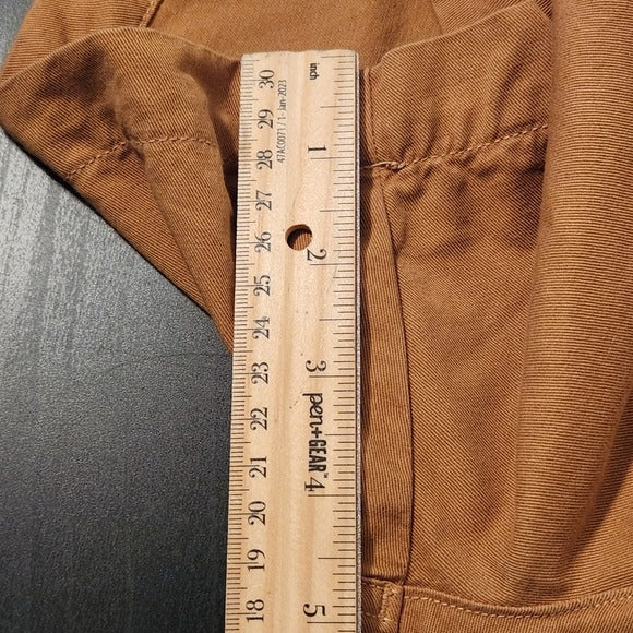 Chubbies Khaki 4.5 Inseam Cotton Shorts Size XL