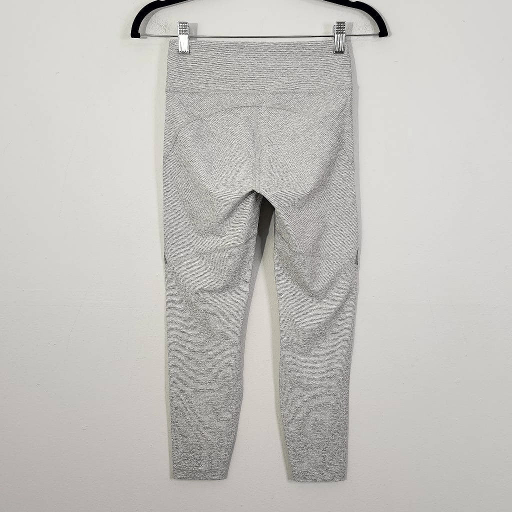 Outdoor Voices Gray Athletic Cropped Leggings NWT Size XS Gray Athletic Leggings