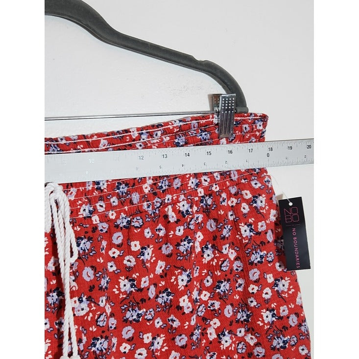 No Boundaries Red Floral Boho Shorts Size XL 15-17 NWT