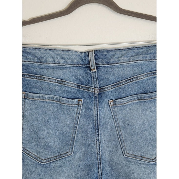 Lane Bryant Denim Shorts with Embroidered Floral Detail Size 16