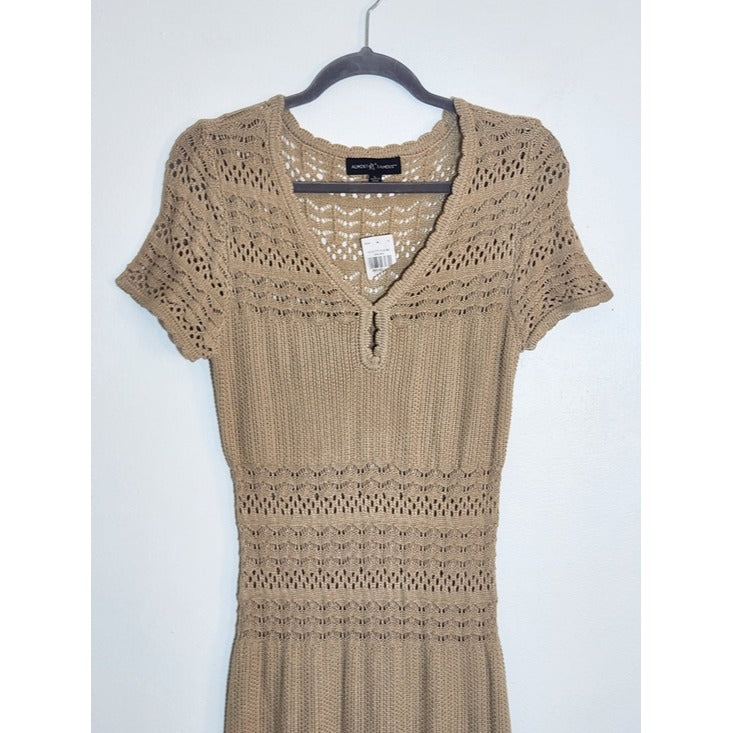 Almost Famous Fitted Tan Open Weave Knit Midi Dress Short Sleeve Size Large NWOT