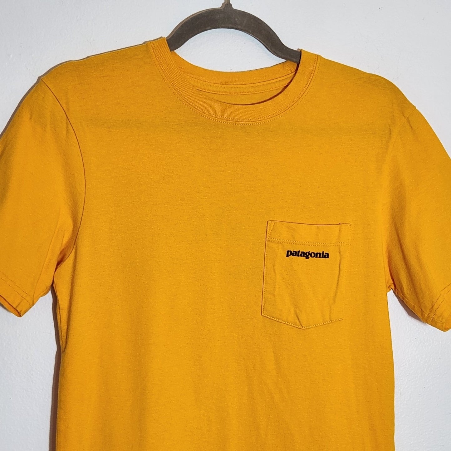 Patagonia Mens Yellow Pocket Tee Size XS Flaw