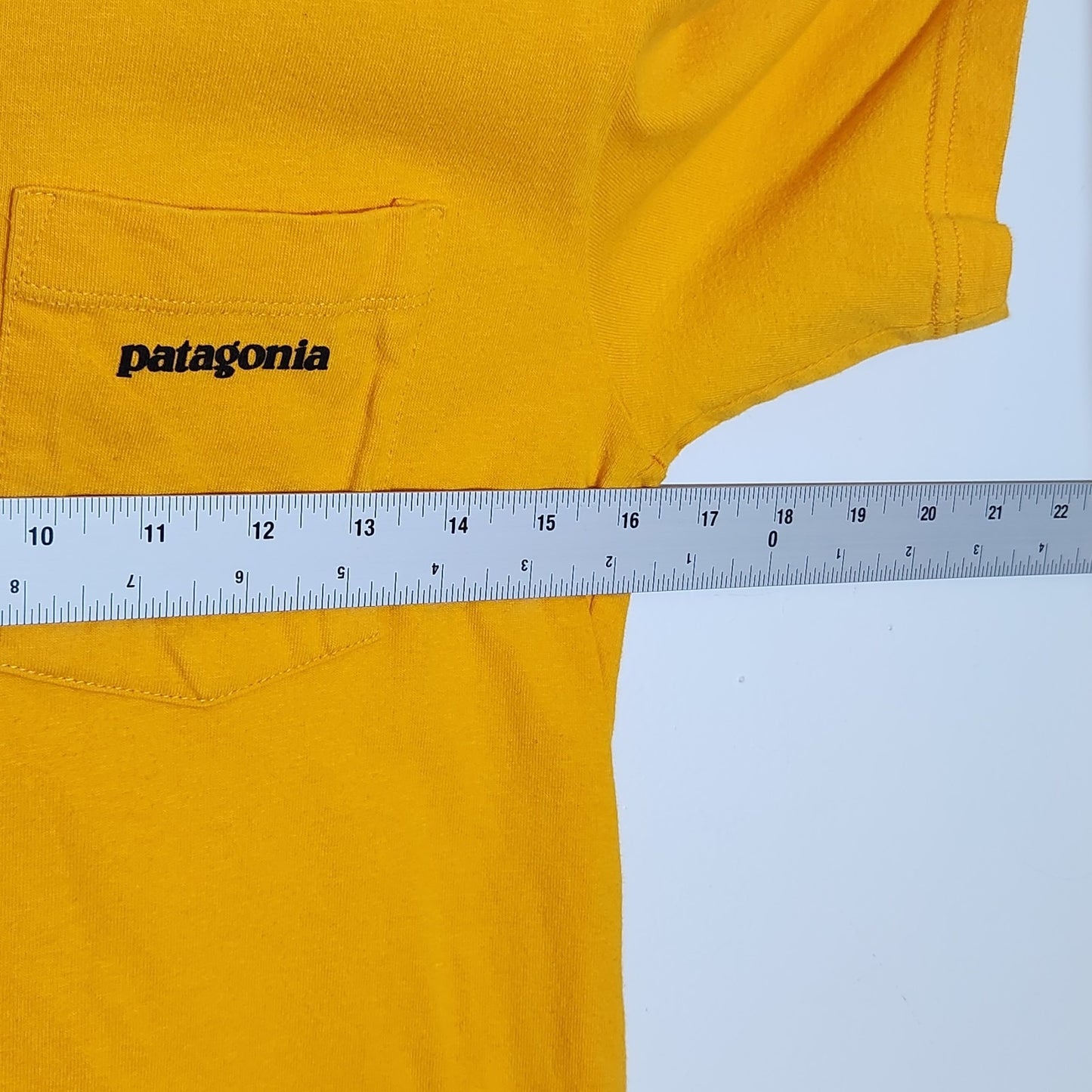 Patagonia Mens Yellow Pocket Tee Size XS Flaw