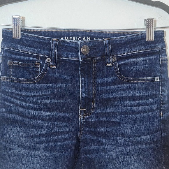 American Eagle Outfitters Women's Dark Wash Denim Shorts Size 2 Cut-off Shorts