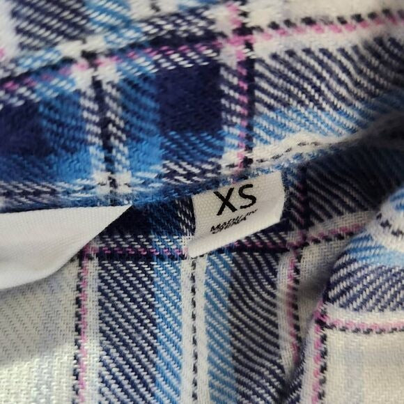 Candace Cameron Bure Blue White Plaid Flannel Size XS Plaid Button Down Shirt