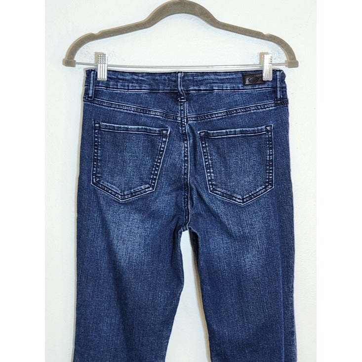 Sofia Vergara Dark Wash Melisa Flare Jeans Size 6
