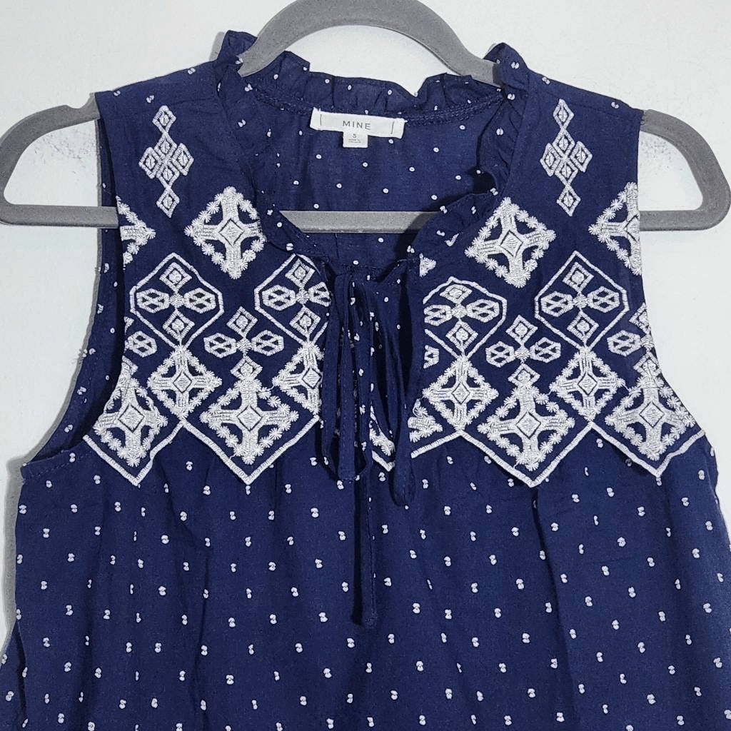 Mine Navy Sleeveless Blouse with Embroidered Details NWOT Size Small