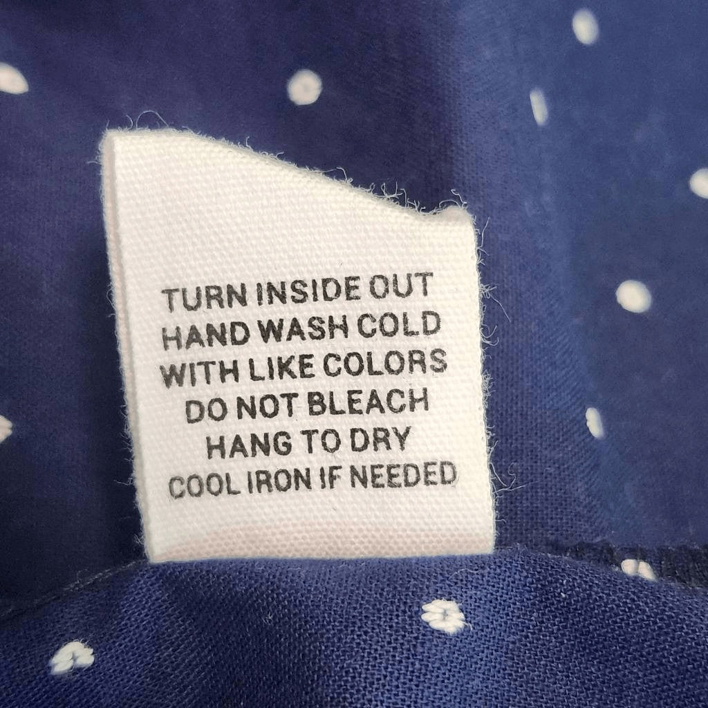 Mine Navy Sleeveless Blouse with Embroidered Details NWOT Size Small