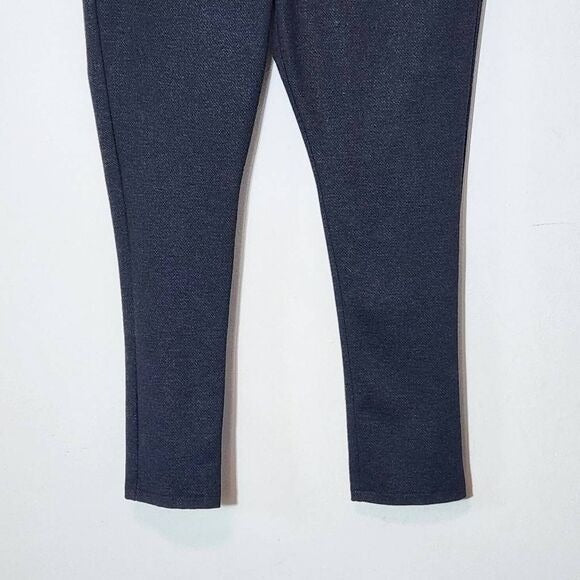 DKNY Black Pull-on Stretch Pants Size XL Gray and Black Diamond Ankle Pants