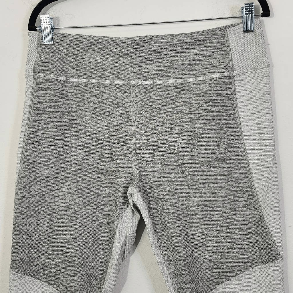 Outdoor Voices Gray Athletic Cropped Leggings NWT Size XL Gray Athletic Leggings