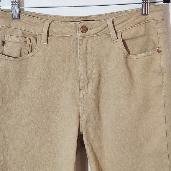 Judy Blue Khaki Bermuda Shorts with Cut-Off Hem Size Large