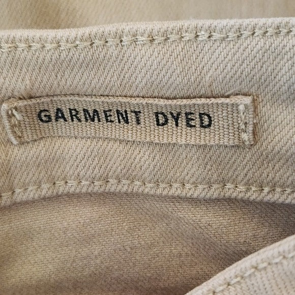 Judy Blue Khaki Bermuda Shorts with Cut-Off Hem Size Large