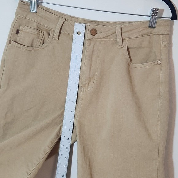 Judy Blue Khaki Bermuda Shorts with Cut-Off Hem Size Large