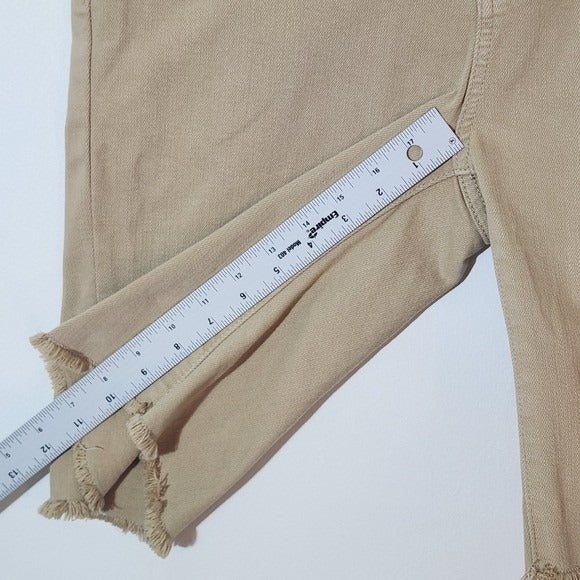 Judy Blue Khaki Bermuda Shorts with Cut-Off Hem Size Large