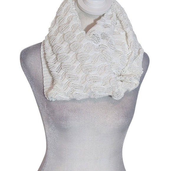 Aamie Lynn White Knit Infinity Scarf One Size White Scarf New