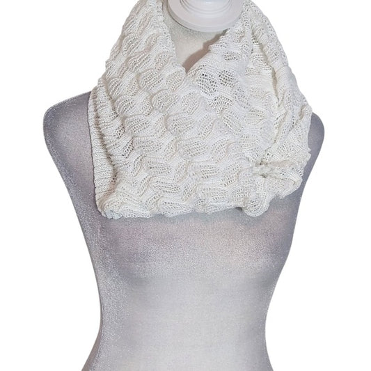 Aamie Lynn White Knit Infinity Scarf One Size White Scarf New