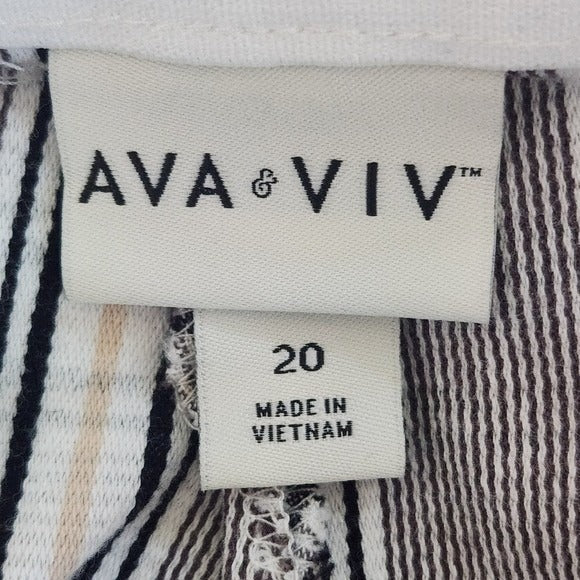 Ava & Viv Gray Plaid Cropped Pants Size 20 Plus Size Plaid Pants