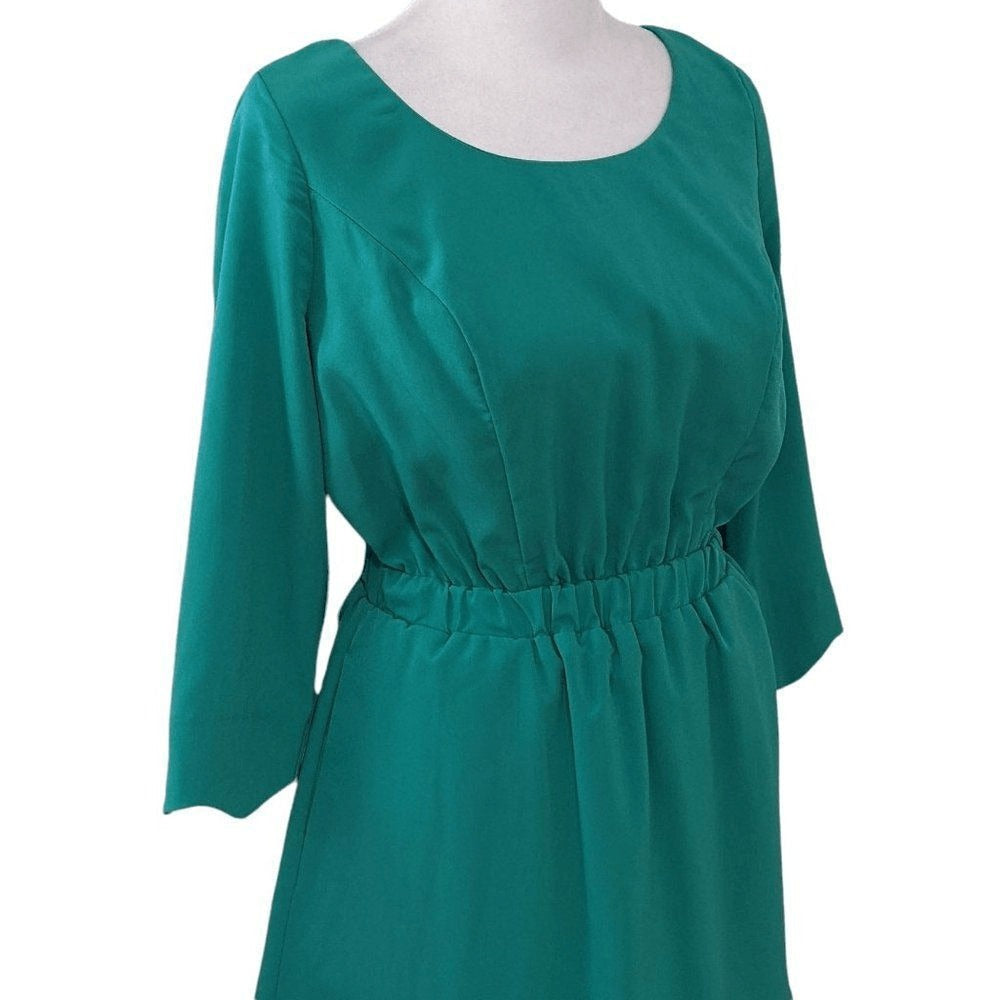 Gianni Bini Green Mini Dress with Back Cutout Size 1 Green Wedding Guest Dress
