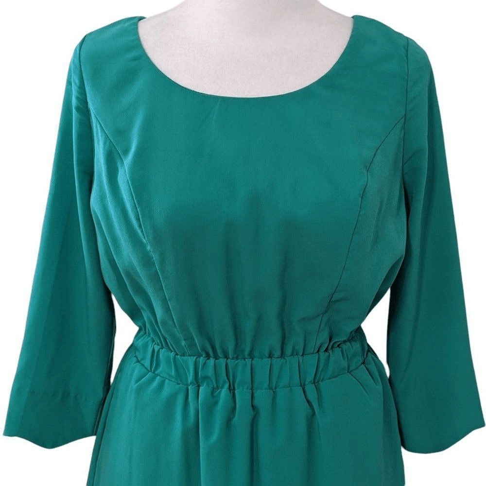 Gianni Bini Green Mini Dress with Back Cutout Size 1 Green Wedding Guest Dress