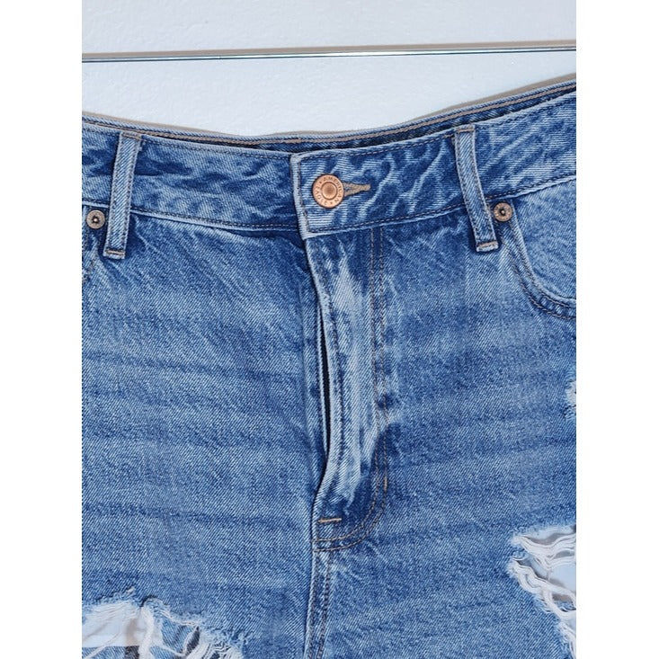 American Eagle Tomgirl Distressed Denim Shorts Medium Wash Size 14