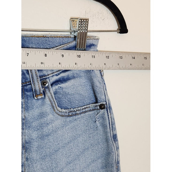 Abercrombie & Fitch Light Wash Ultra High Rise Ankle Straight Jeans Size 0