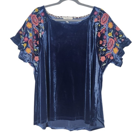 Umgee Blue Velvet Boho Top With Embroidered Floral Sleeves Size XL NWT