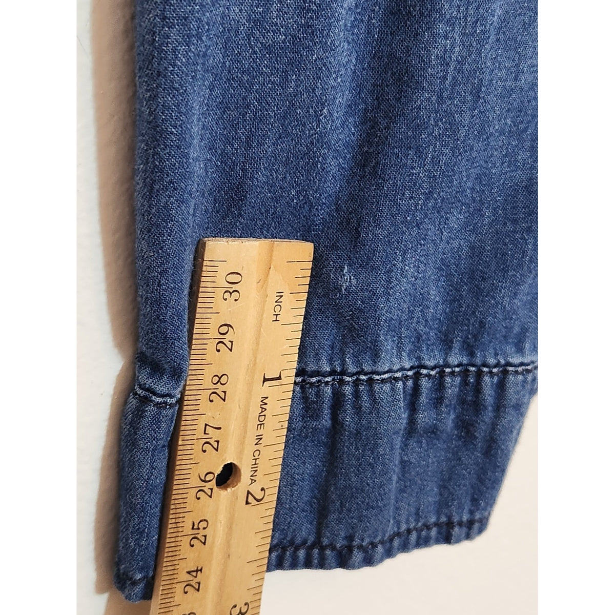 Highway Jeans Blue Chambray Button Up Boxy Shirt Size 1X Flaw