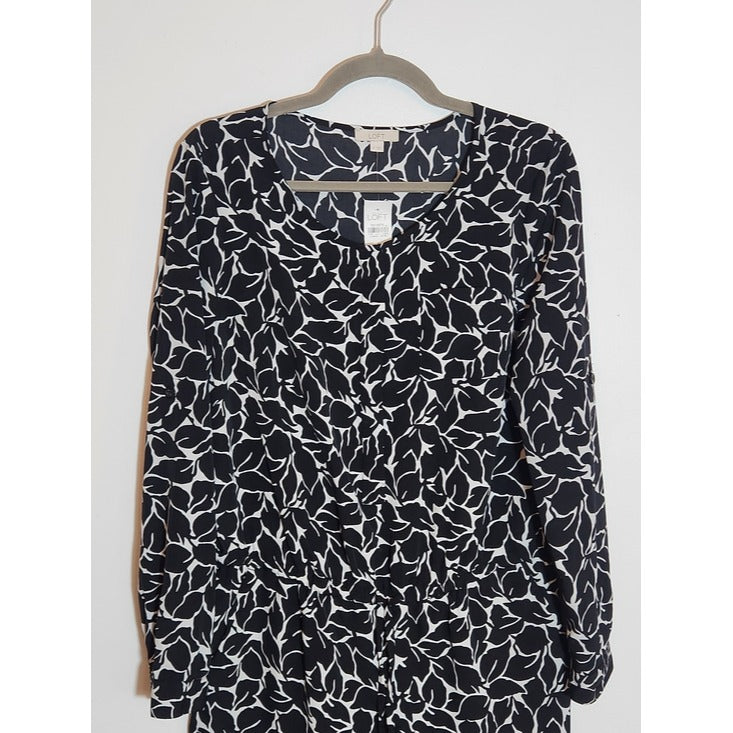 LOFT Black and White Leaf Print Short Romper Size 6 NWT