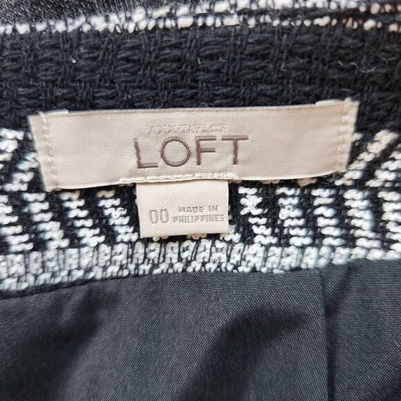 LOFT Black and White Tweed Pencil Skirt Size 00 Tweed Mini Skirt