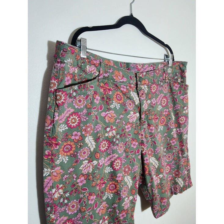 St. John's Bay Green and Pink Floral Bermuda Shorts Size 20