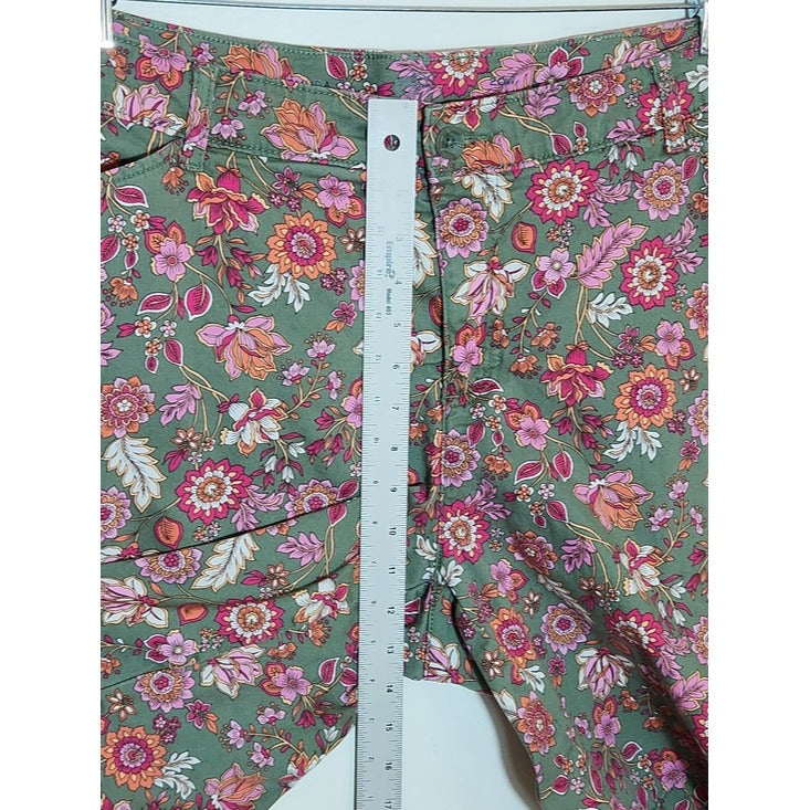St. John's Bay Green and Pink Floral Bermuda Shorts Size 20