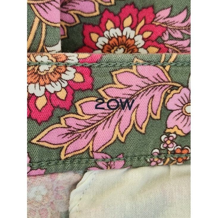 St. John's Bay Green and Pink Floral Bermuda Shorts Size 20