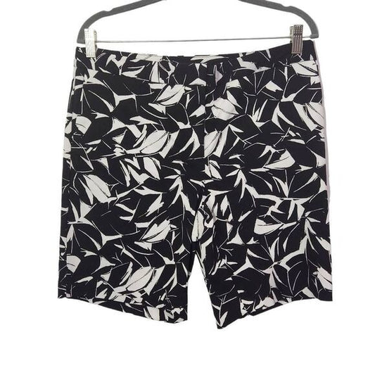 Mario Serrani Black and White Bermuda Shorts Size 10 Tropical Print Shorts