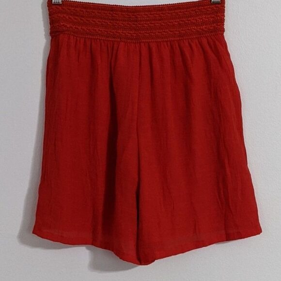 New Directions Red Boho Shorts Size Small Red Pull-on Shorts