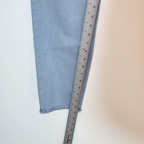 Loft Light Blue Slim Fit Cut Off Ankle Jeans Size 4