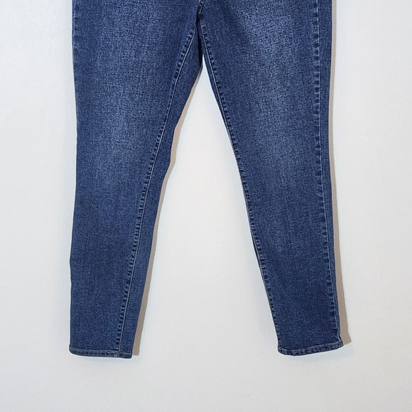 Seven7 Medium Wash Skinny Jeans Size 12