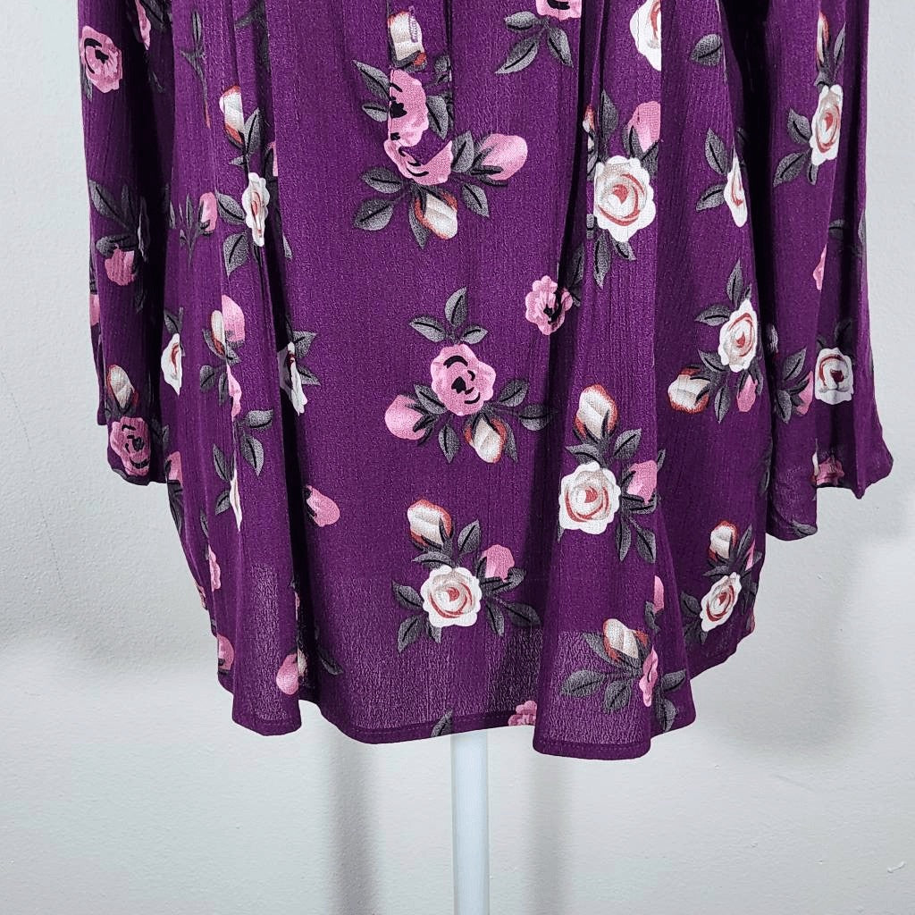 Fun2Fun Plum Floral Print Blouse Size Small NWOT Purple and Pink 3/4 Sleeve Top