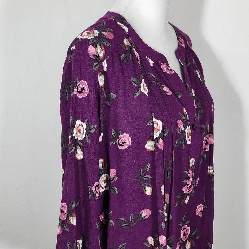 Fun2Fun Plum Floral Print Blouse Size Small NWOT Purple and Pink 3/4 Sleeve Top
