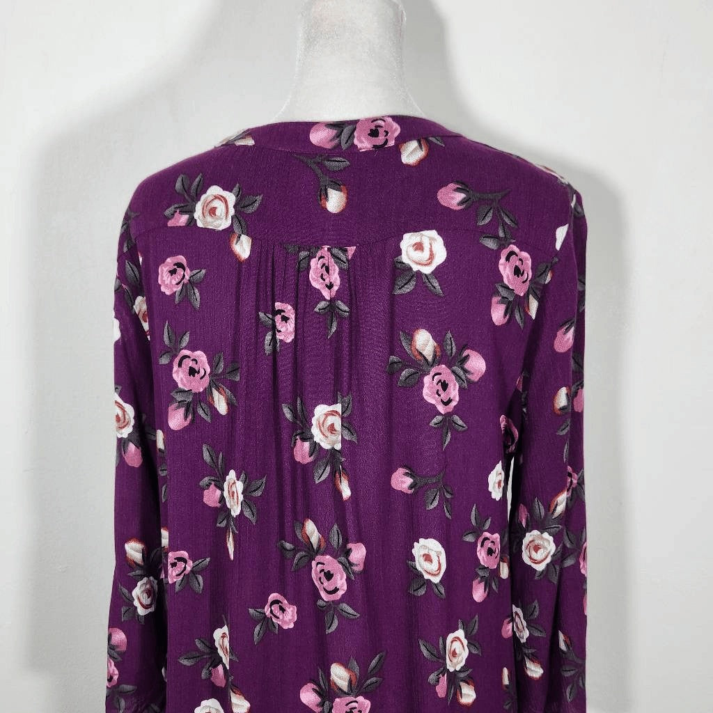 Fun2Fun Plum Floral Print Blouse Size Small NWOT Purple and Pink 3/4 Sleeve Top