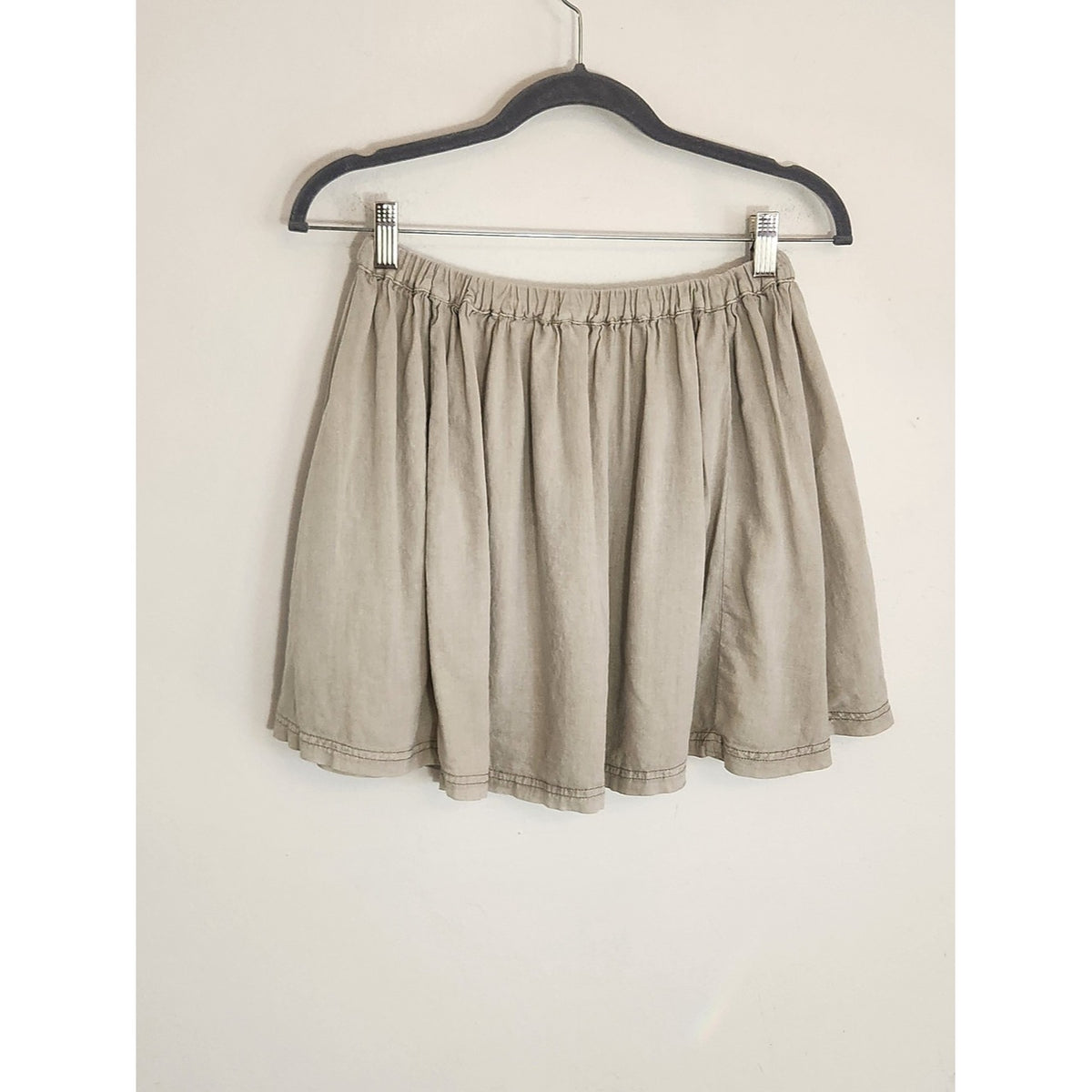 Ecote Linen Blend Beige Pull-on Mini Skirt with Oversized Pockets Size Medium