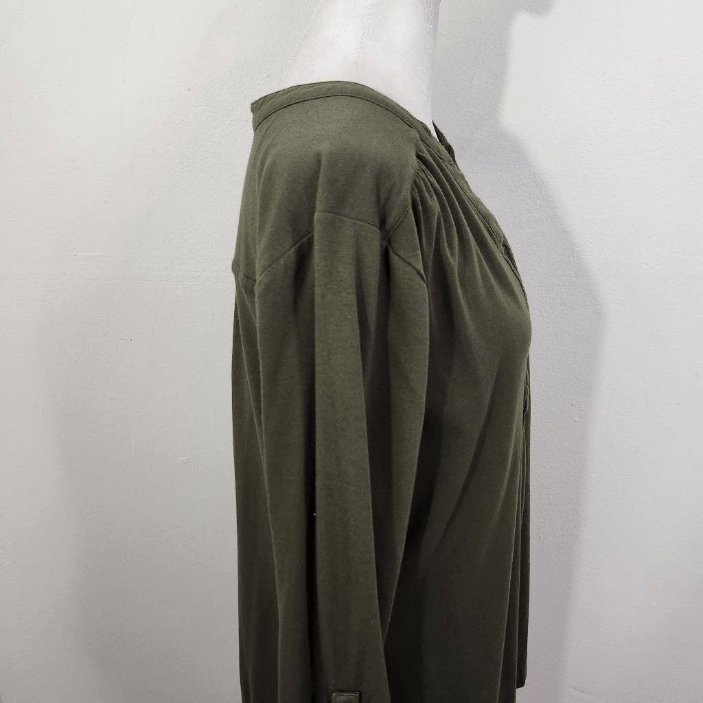 D&Co. Dark Green Knit Top Size Medium Olive Green Half-Button Top Green Blouse