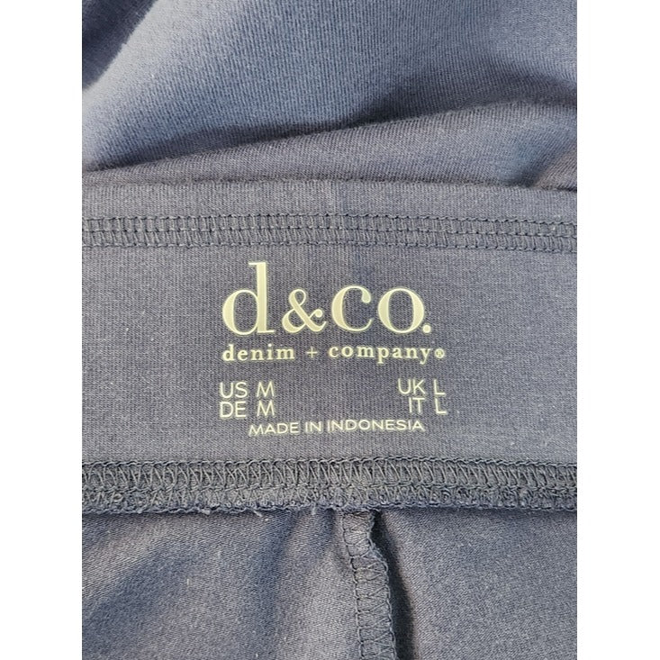D&Co Blue Pull On Stretch Knit Capri Pants Size Medium
